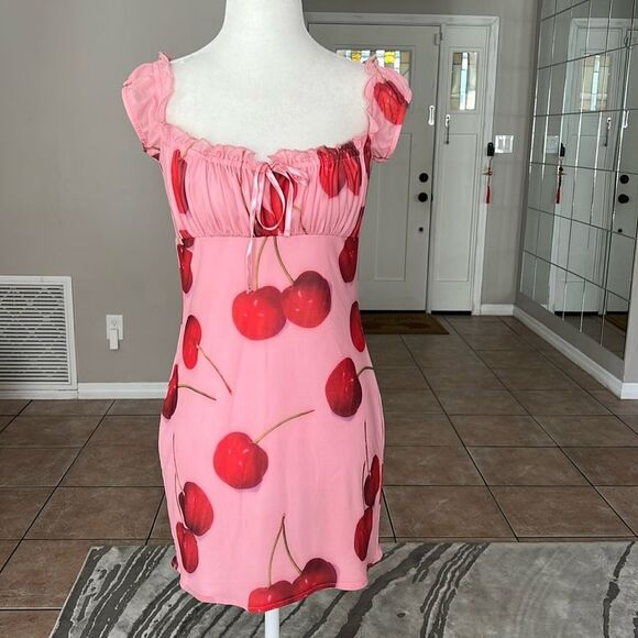 Kimchi Blue Dresses & Skirts - NWOT Kimchi Blue Women's Cherry Print Bianca Mesh Mini Dress Off Shoulder Pink